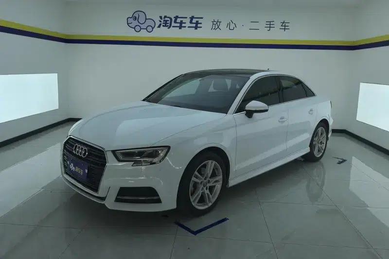 Audi A3 2019 Limousine 35 TFSI Fashion Edition (National V Emission Standard) — миниатюра 1