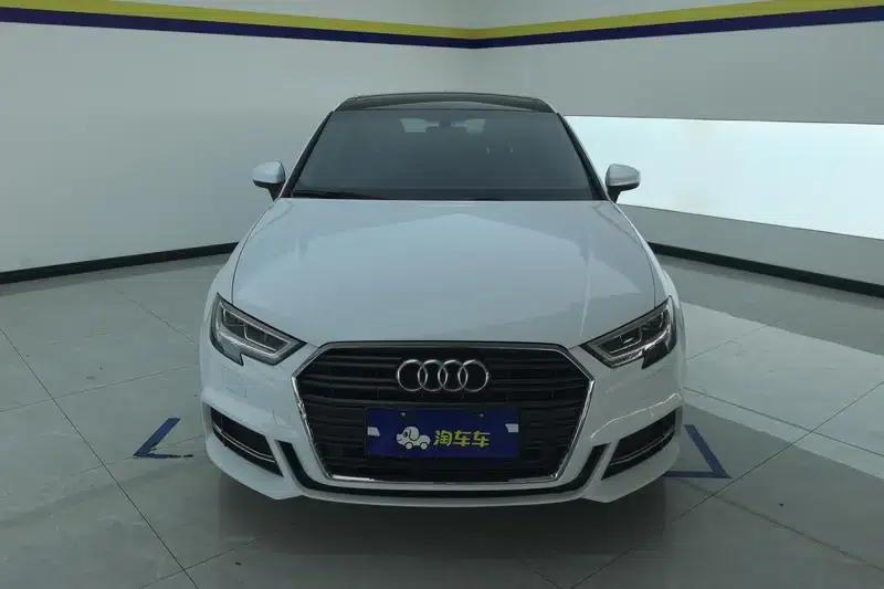 Audi A3 2019 Limousine 35 TFSI Fashion Edition (National V Emission Standard) — миниатюра 2