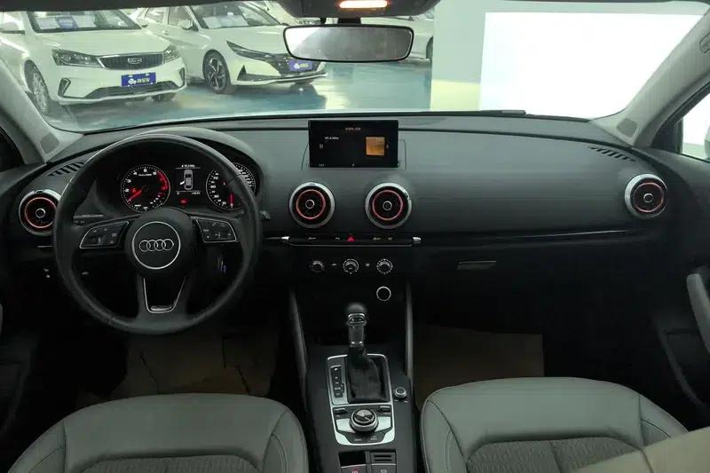 Audi A3 2019 Limousine 35 TFSI Fashion Edition (National V Emission Standard) — миниатюра 12