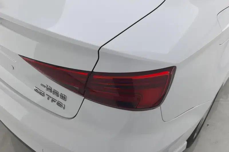 Audi A3 2019 Limousine 35 TFSI Fashion Edition (National V Emission Standard) — миниатюра 10