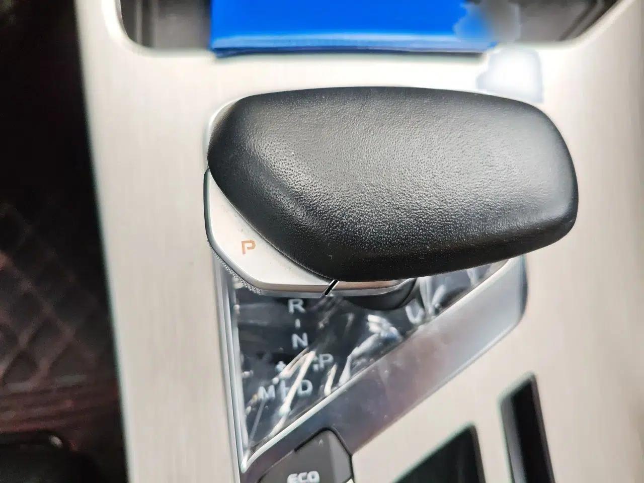 Geely Auto Coolray 2021 1.4T DCT Diamond Edition — миниатюра 13