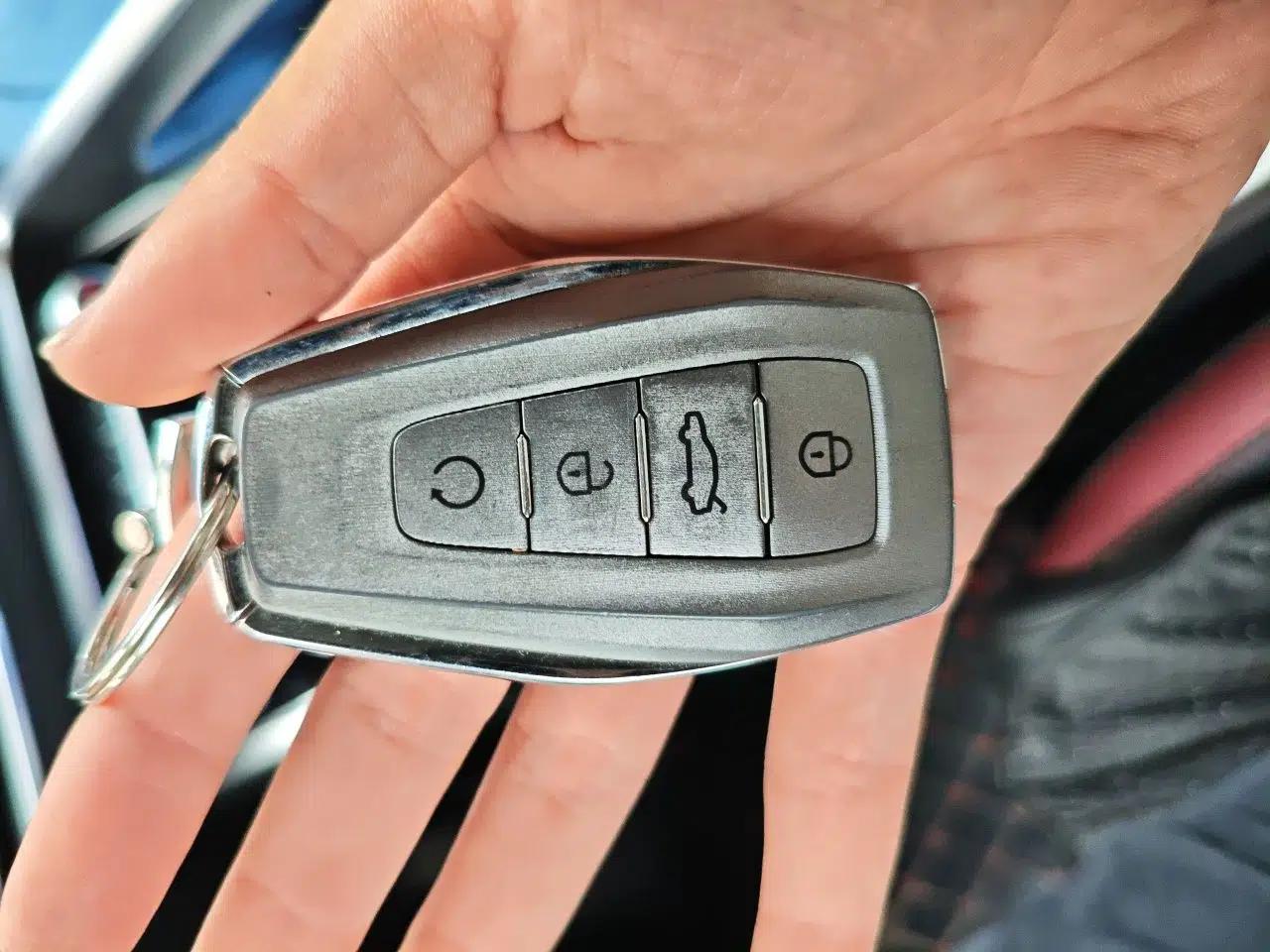 Geely Auto Coolray 2021 1.4T DCT Diamond Edition — миниатюра 17
