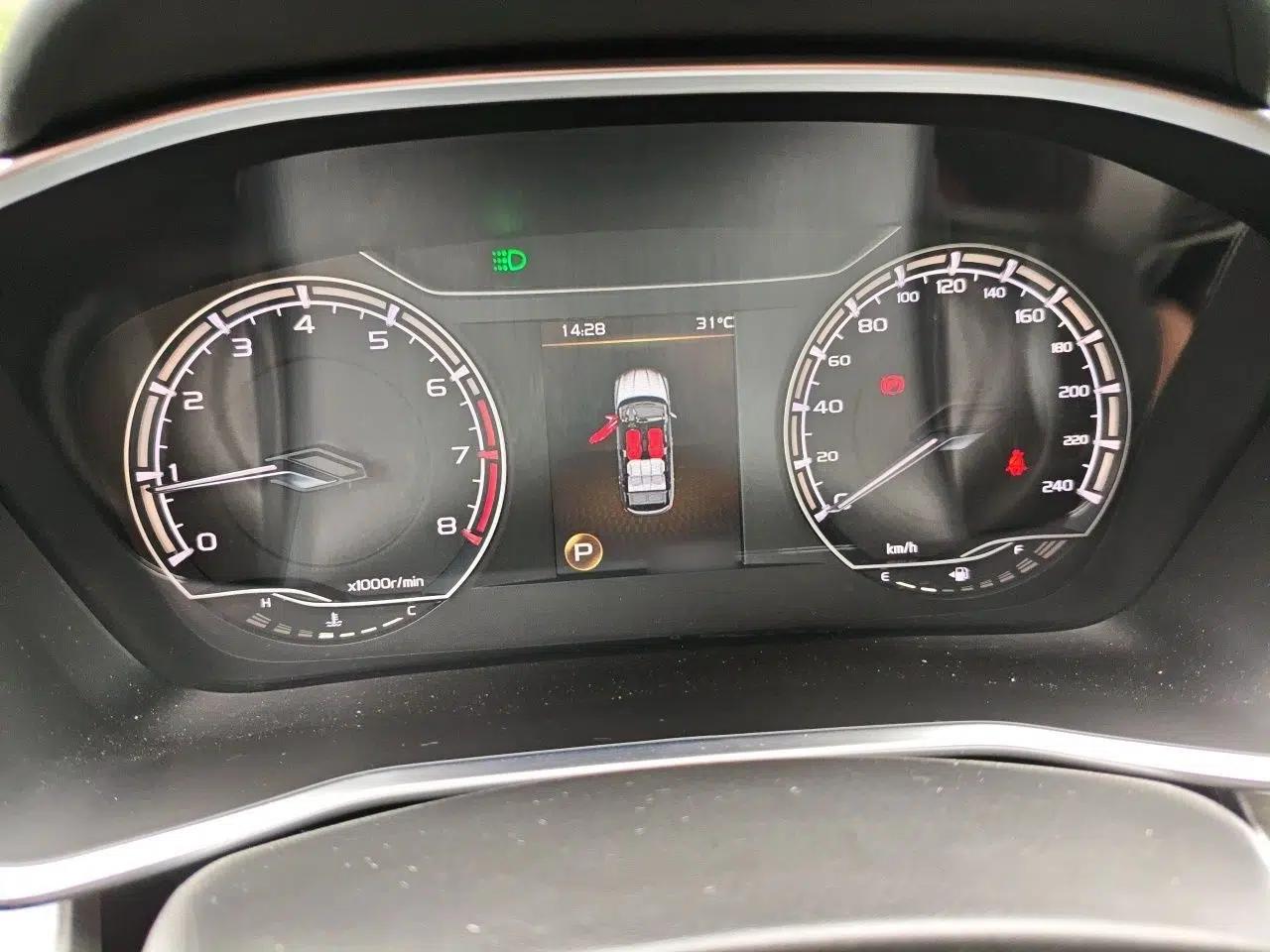 Geely Auto Coolray 2021 1.4T DCT Diamond Edition — миниатюра 10