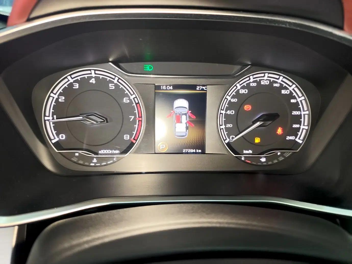 Geely Auto Coolray 2020 PRO 260T DCT Knight — миниатюра 21
