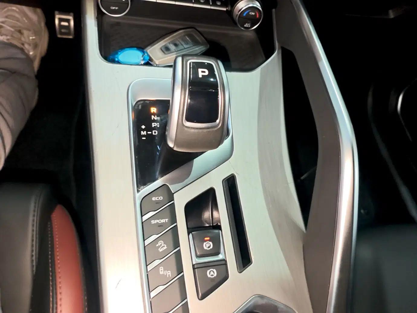 Geely Auto Coolray 2020 PRO 260T DCT Knight — миниатюра 23
