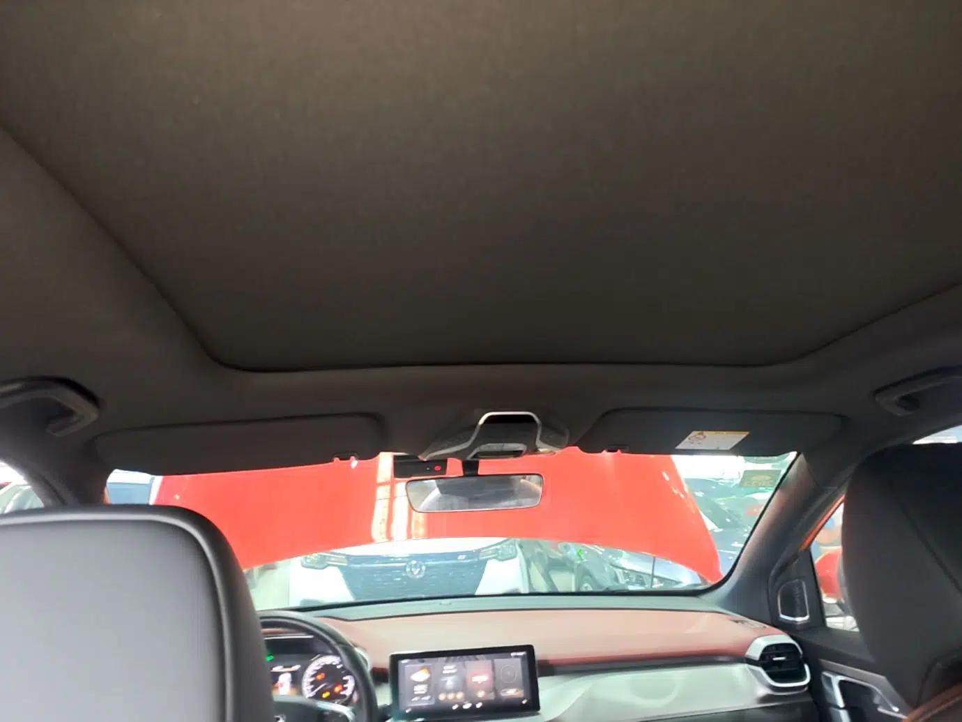Geely Auto Coolray 2020 PRO 260T DCT Knight — миниатюра 28