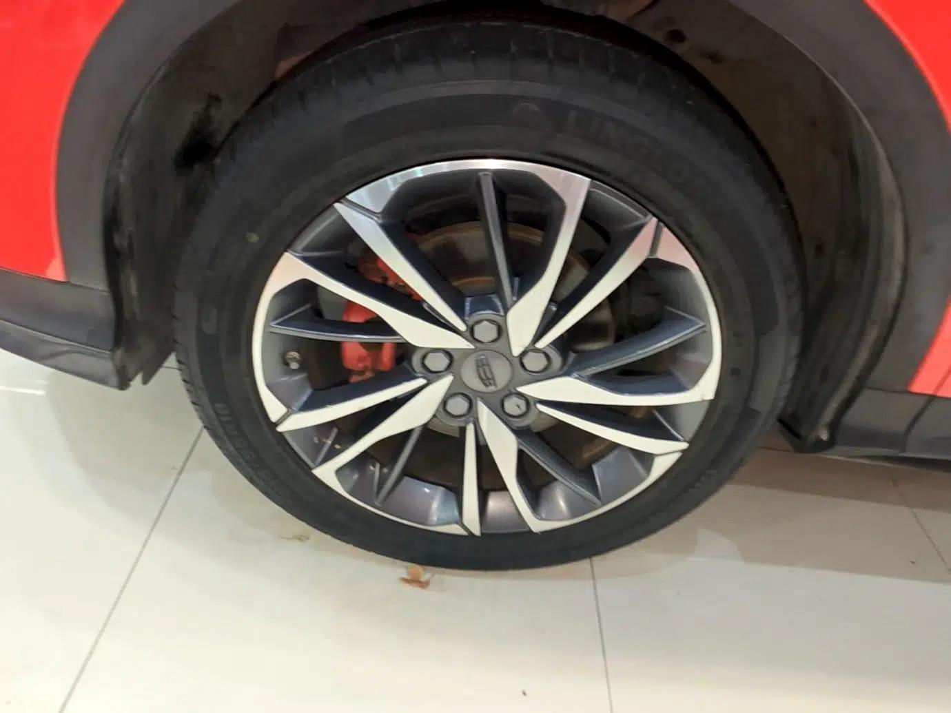 Geely Auto Coolray 2020 PRO 260T DCT Knight — миниатюра 10
