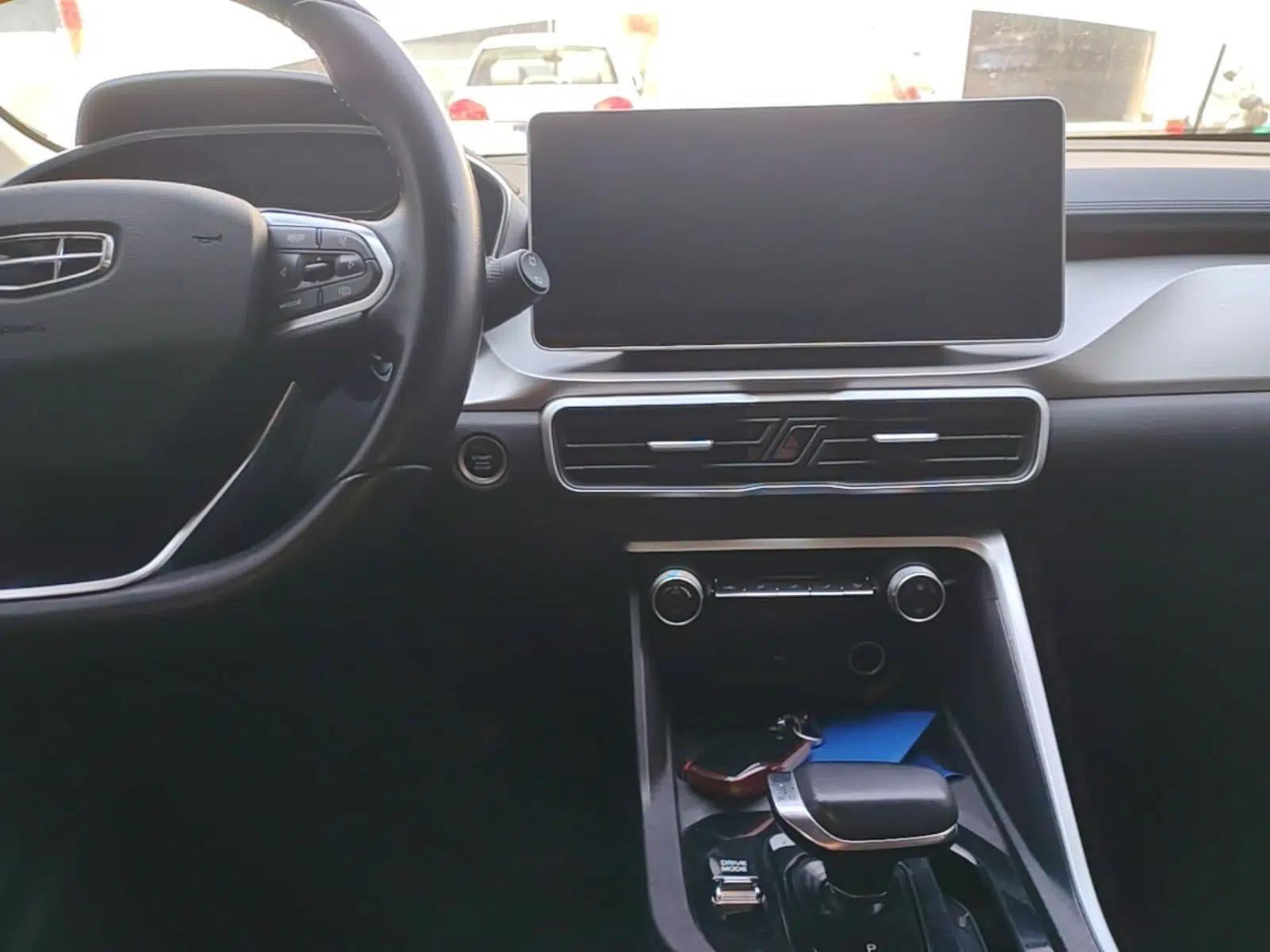 Geely Auto Coolray 2021 1.4T DCT Platinum Edition — миниатюра 12