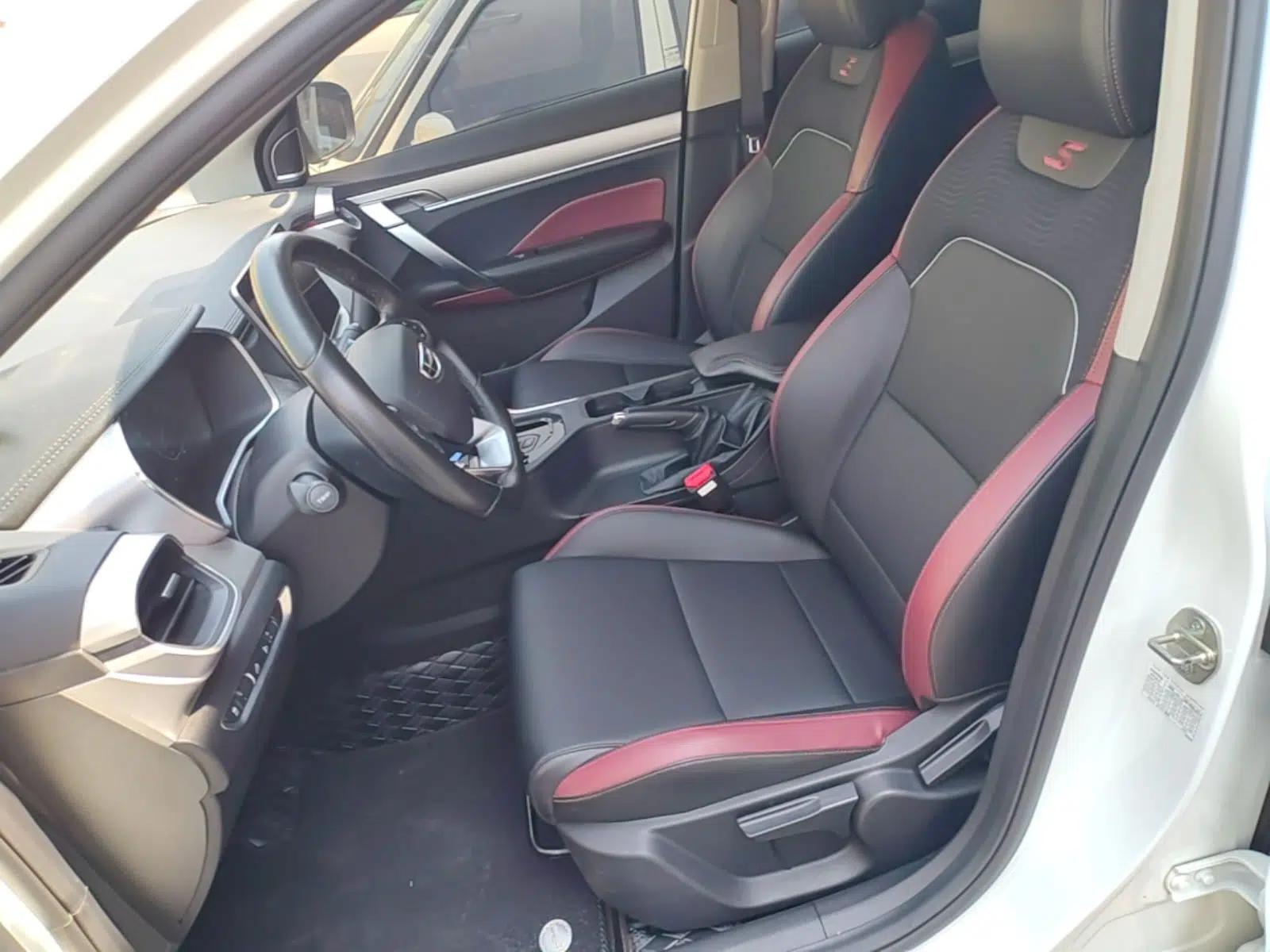 Geely Auto Coolray 2021 1.4T DCT Platinum Edition — миниатюра 17