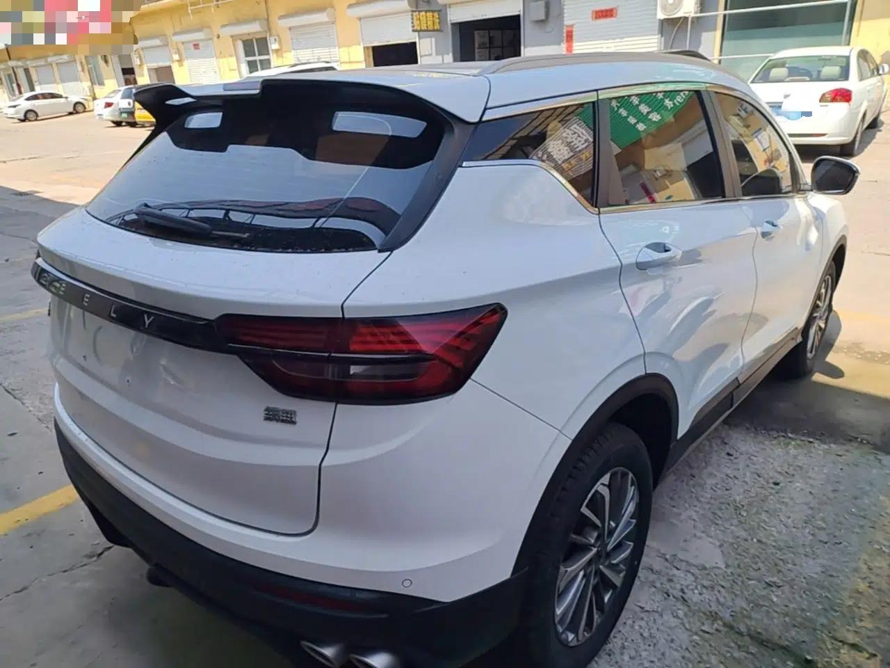 Geely Auto Coolray 2021 1.4T DCT Platinum Edition — миниатюра 6
