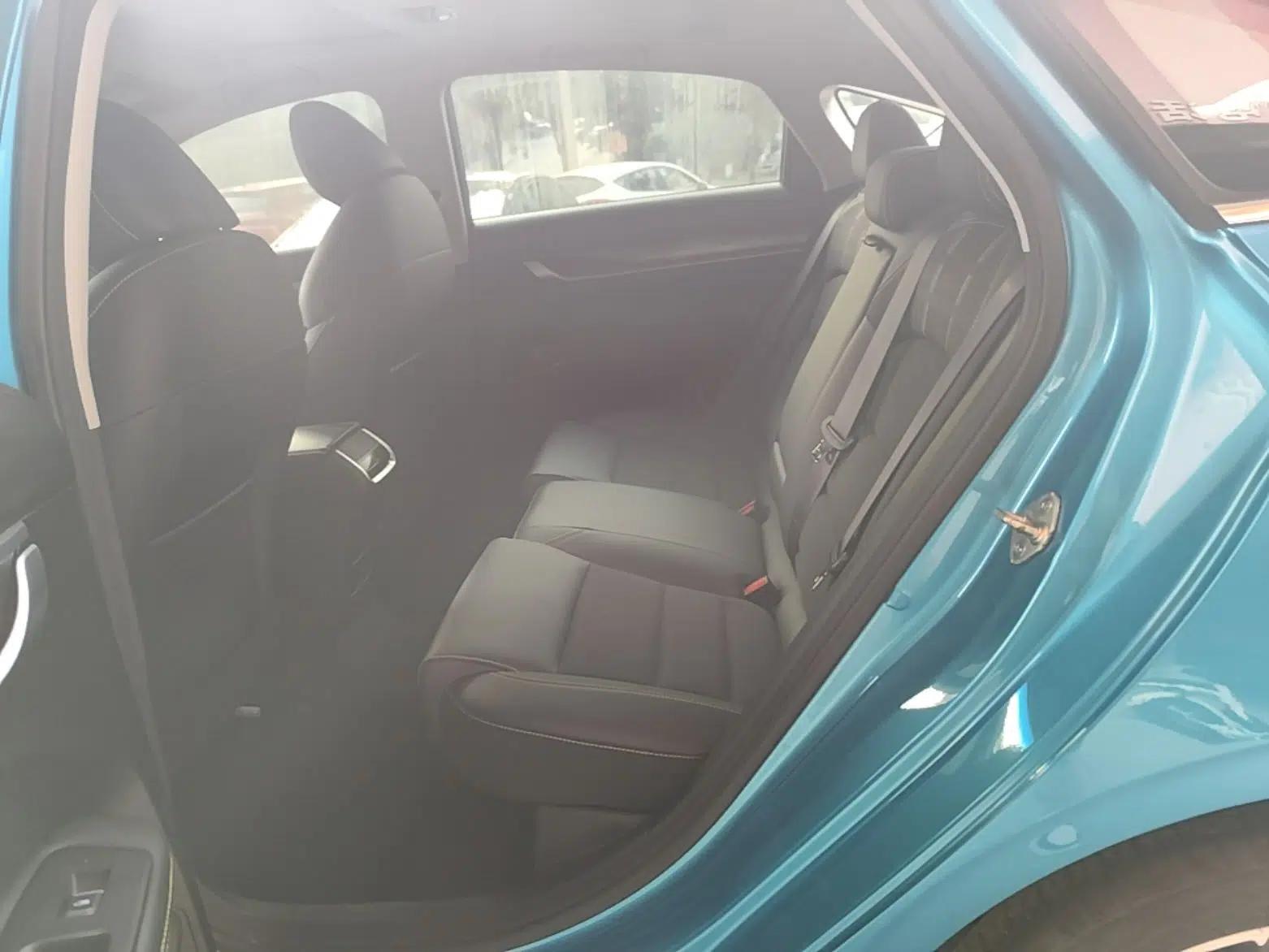 Geely Auto Binray 2021 1.4T CVT Asian Games Edition — миниатюра 20
