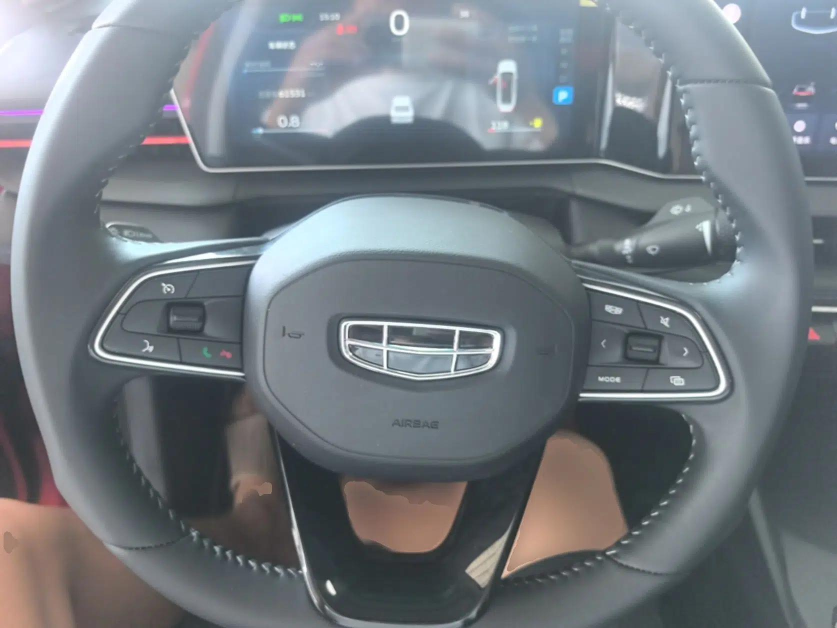 Geely Auto Binray 2022 Binrui COOL 1.5T DCT Electric Edition — миниатюра 13