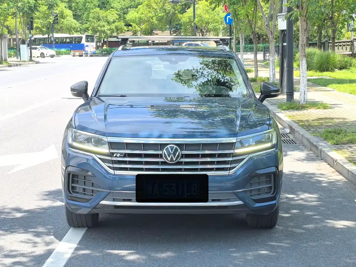 Touareg 2021 2.0TSI R-Line — миниатюра 2