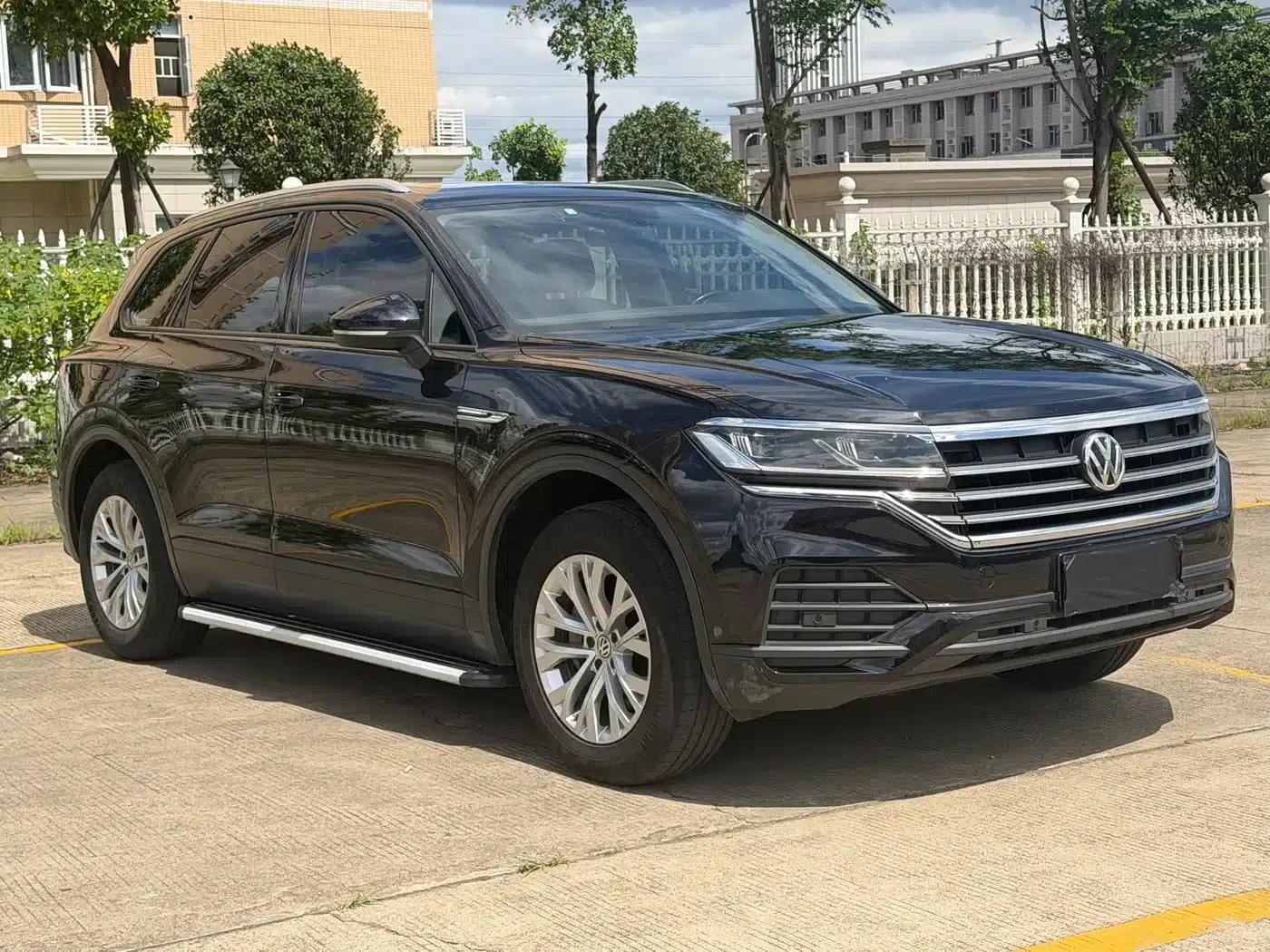 Touareg 2021 2.0TSI Navigator Special Edition — миниатюра 3