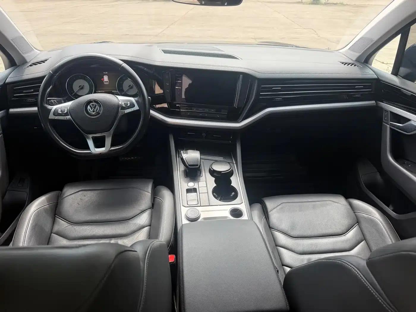 Touareg 2021 2.0TSI Navigator Special Edition — миниатюра 8