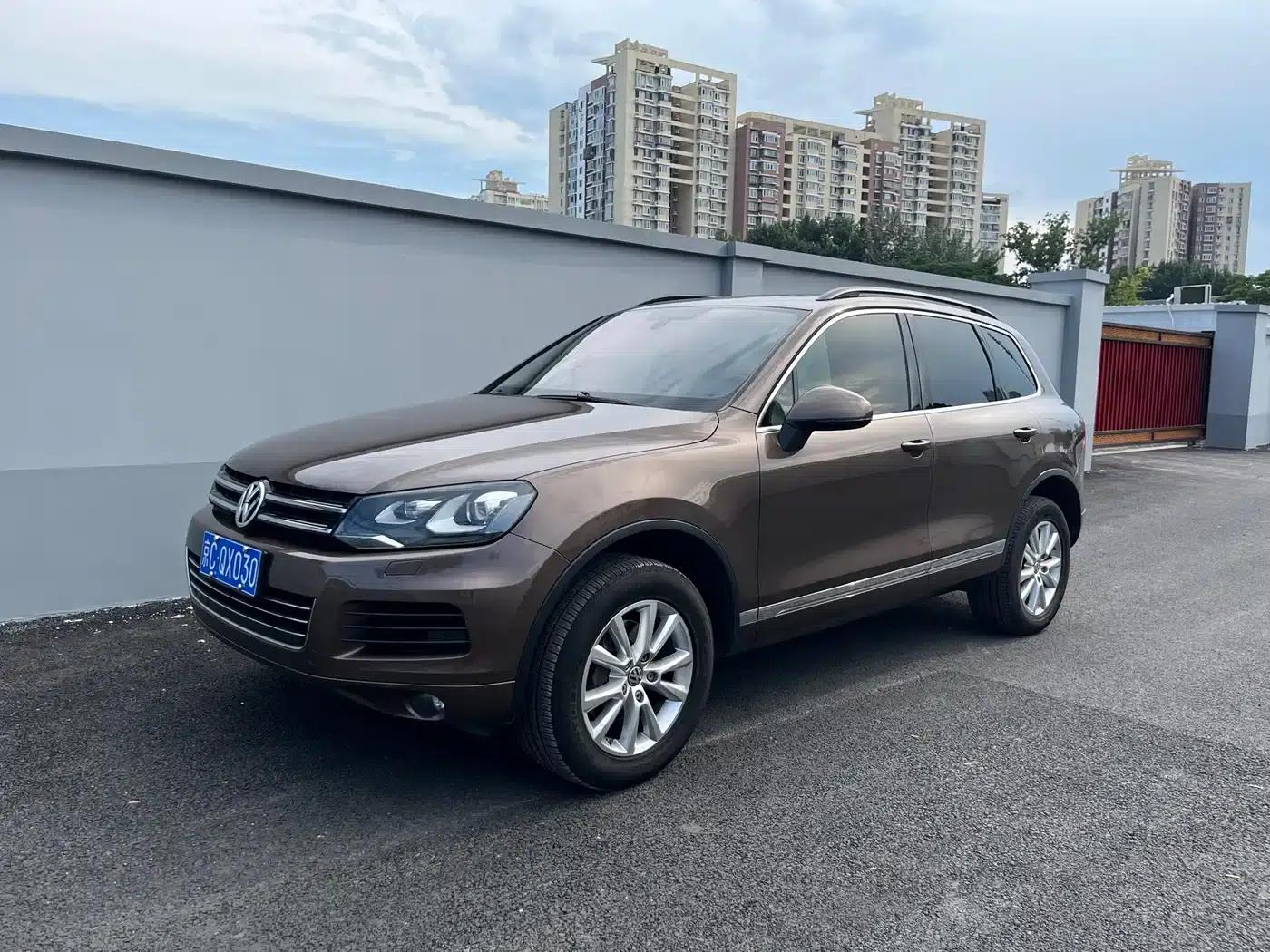 2011 Volkswagen Touareg 3.0TSI High-Spec Model — миниатюра 1