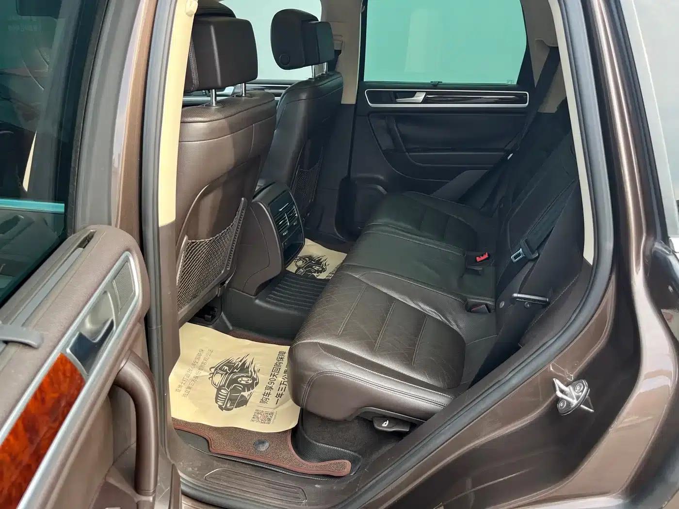 2011 Volkswagen Touareg 3.0TSI High-Spec Model — миниатюра 8