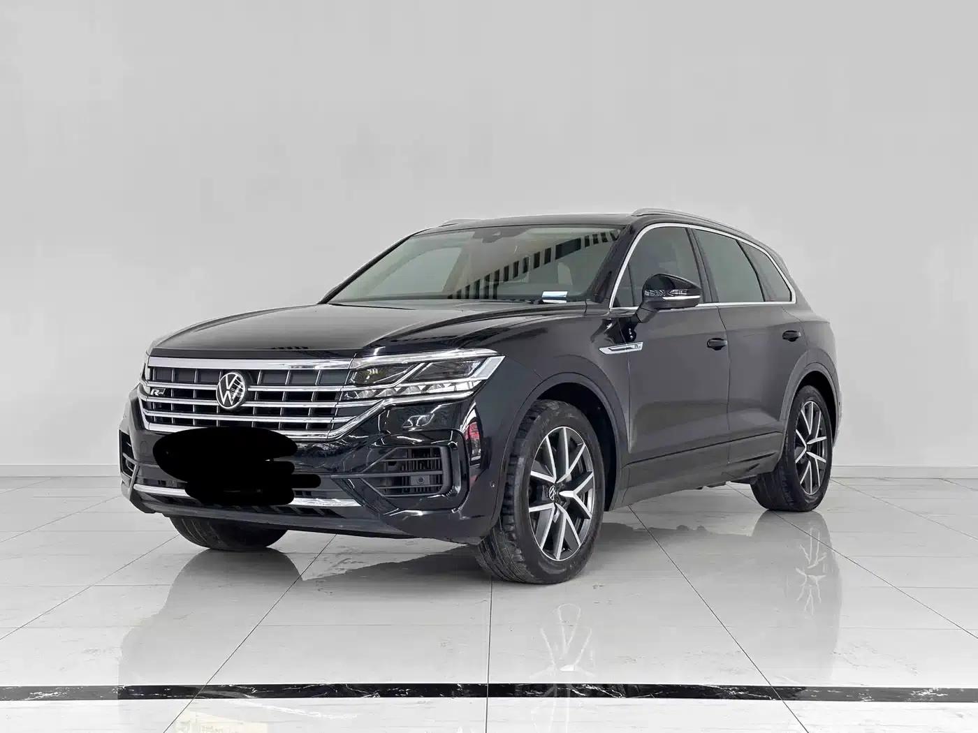 Touareg 2021 3.0TSI R-Line Classic Sport Package — миниатюра 1