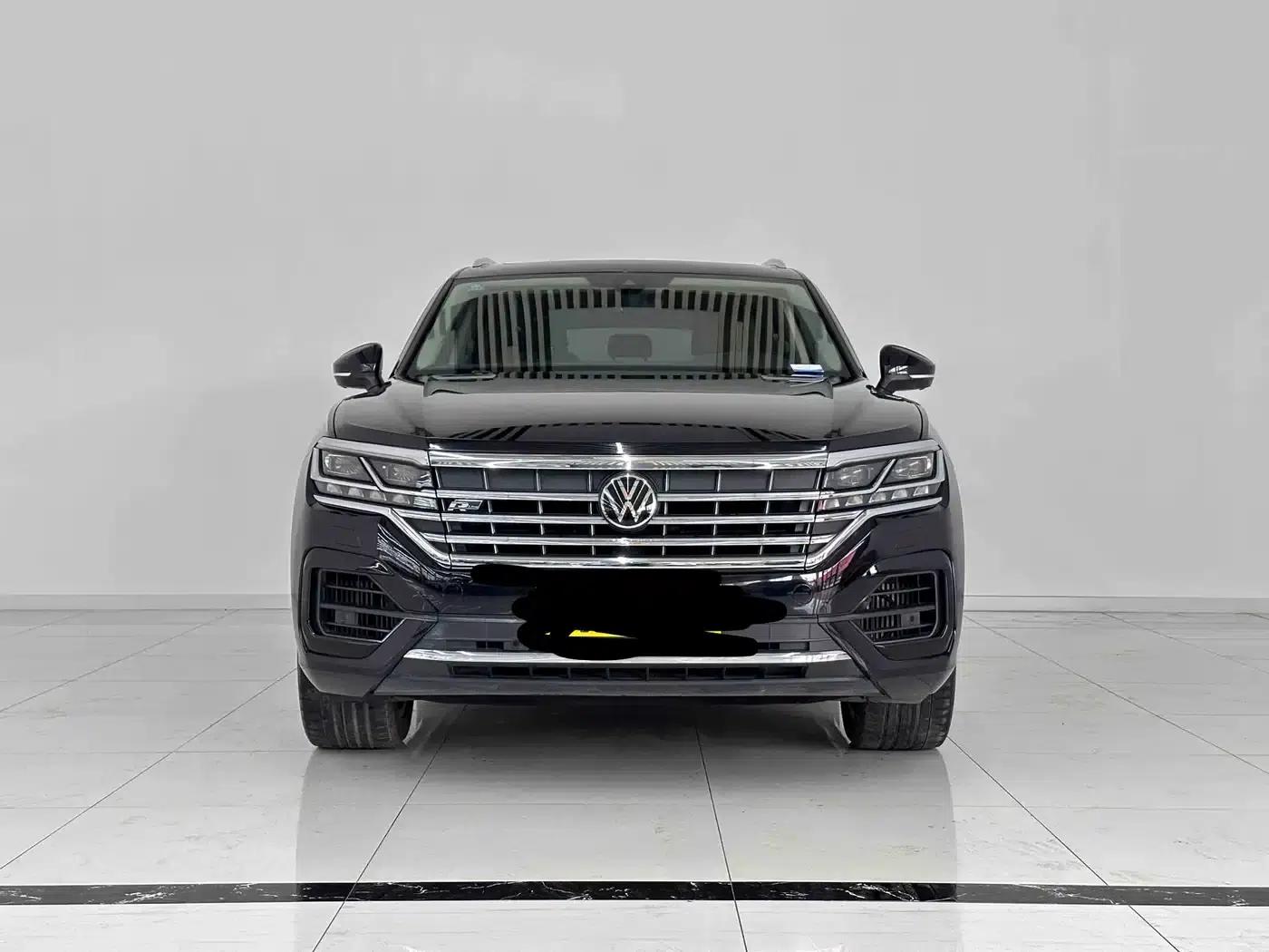 Touareg 2021 3.0TSI R-Line Classic Sport Package — миниатюра 2