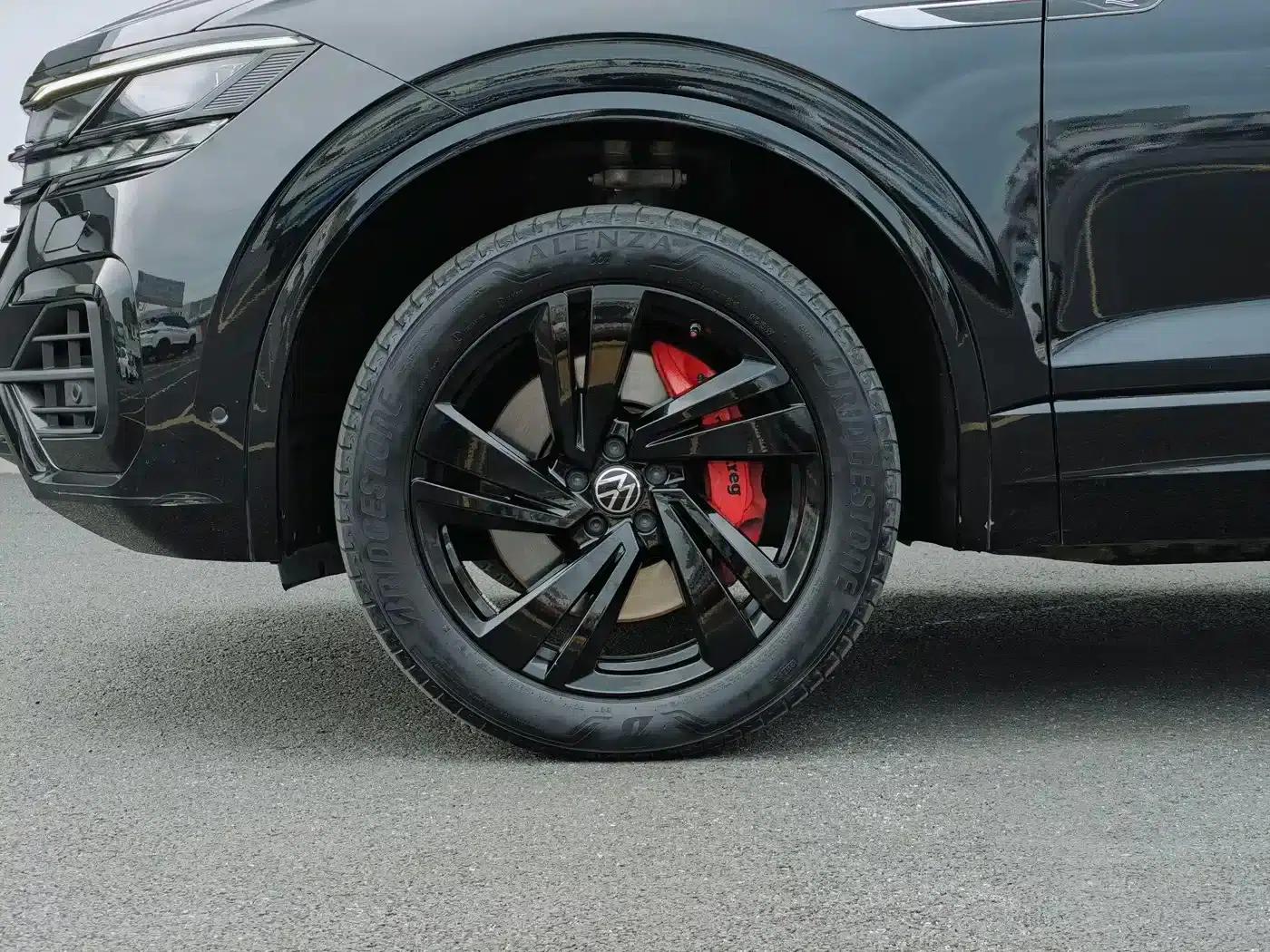 2023 Volkswagen Touareg 3.0TSI R-Line, Obsidian Black Sport Package — миниатюра 7