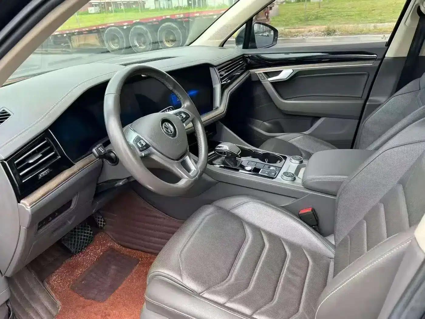 Touareg 2019 2.0TSI R-Line Edition (China VI Emission Standard) — миниатюра 4