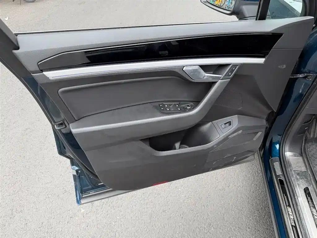 Touareg 2019 2.0TSI R-Line Edition (China VI Emission Standard) — миниатюра 6