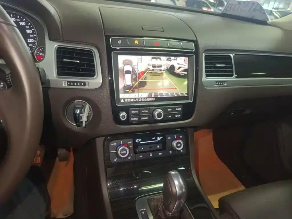 2016 Touareg 3.0TSI High-Spec Model — миниатюра 13