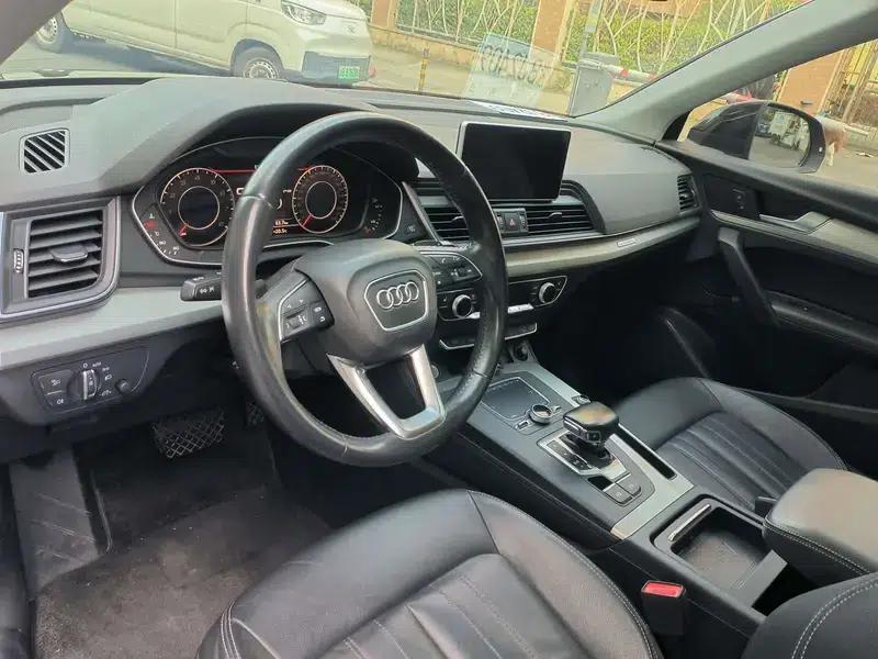 Audi Q5L 2020 40 TFSI Luxury Fashion Edition — миниатюра 8