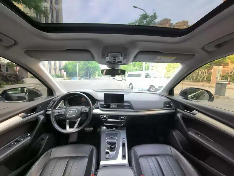 Audi Q5L 2020 40 TFSI Luxury Fashion Edition — миниатюра 9