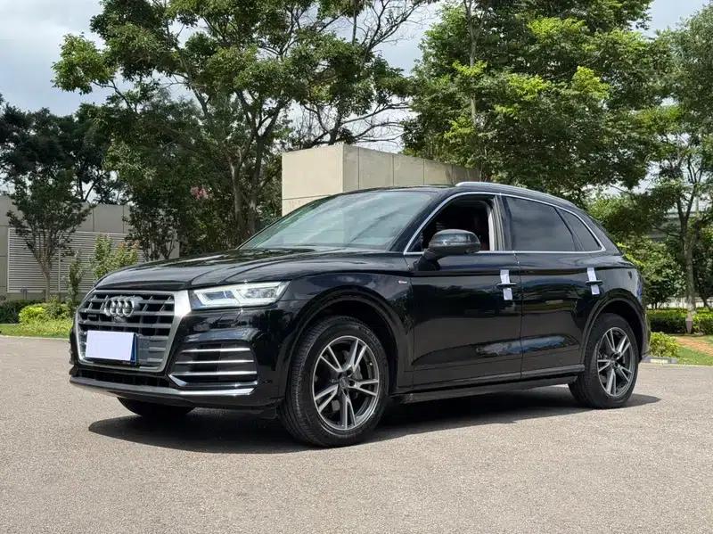 Audi Q5L 2020 40 TFSI Luxury Fashion Edition — миниатюра 1