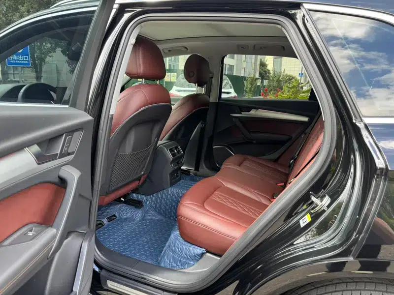 Audi Q5L 2020 40 TFSI Luxury Fashion Edition — миниатюра 32