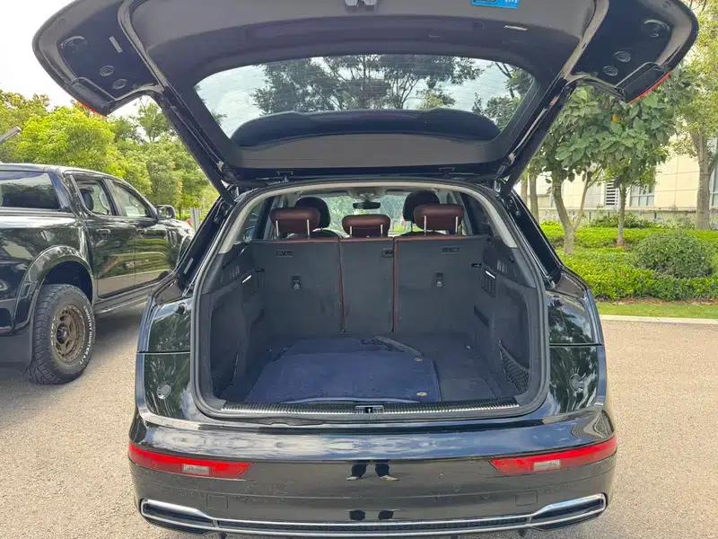 Audi Q5L 2020 40 TFSI Luxury Fashion Edition — миниатюра 38