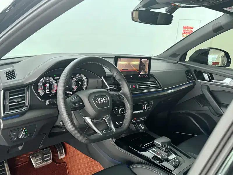 Audi Q5L 2025 quattro 45th Anniversary Edition 45TFSI Luxury Dynamic — миниатюра 8