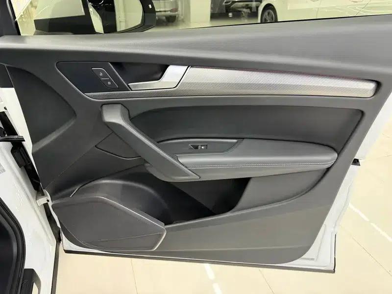 Audi Q5L 2022 Facelift 40T Luxury Dynamic — миниатюра 18