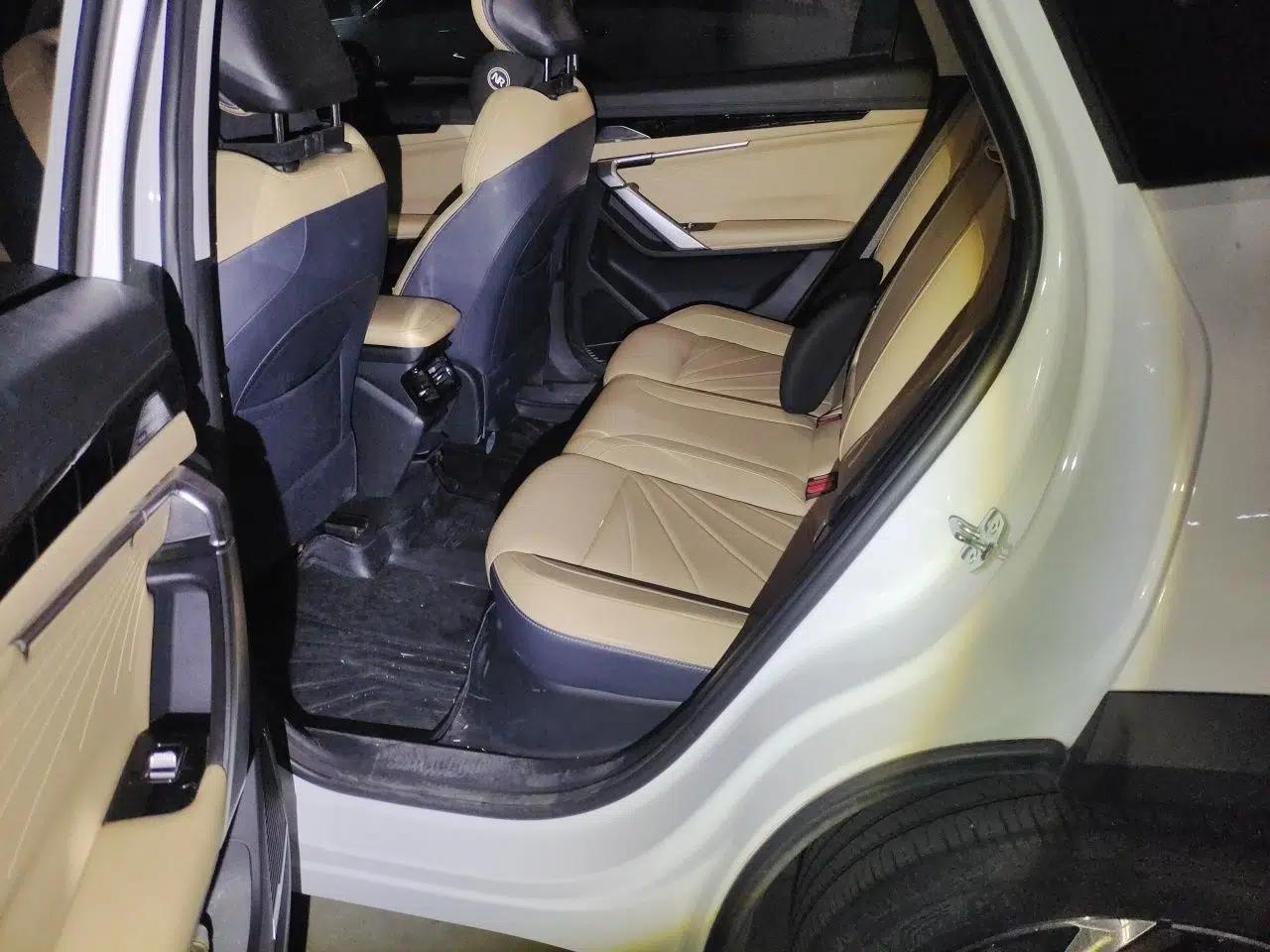 Geely Auto FX11 2023 2.0TD DCT Flagship Version — миниатюра 17