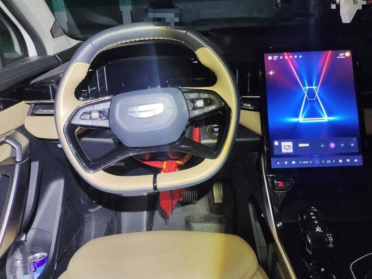 Geely Auto FX11 2023 2.0TD DCT Flagship Version — миниатюра 10