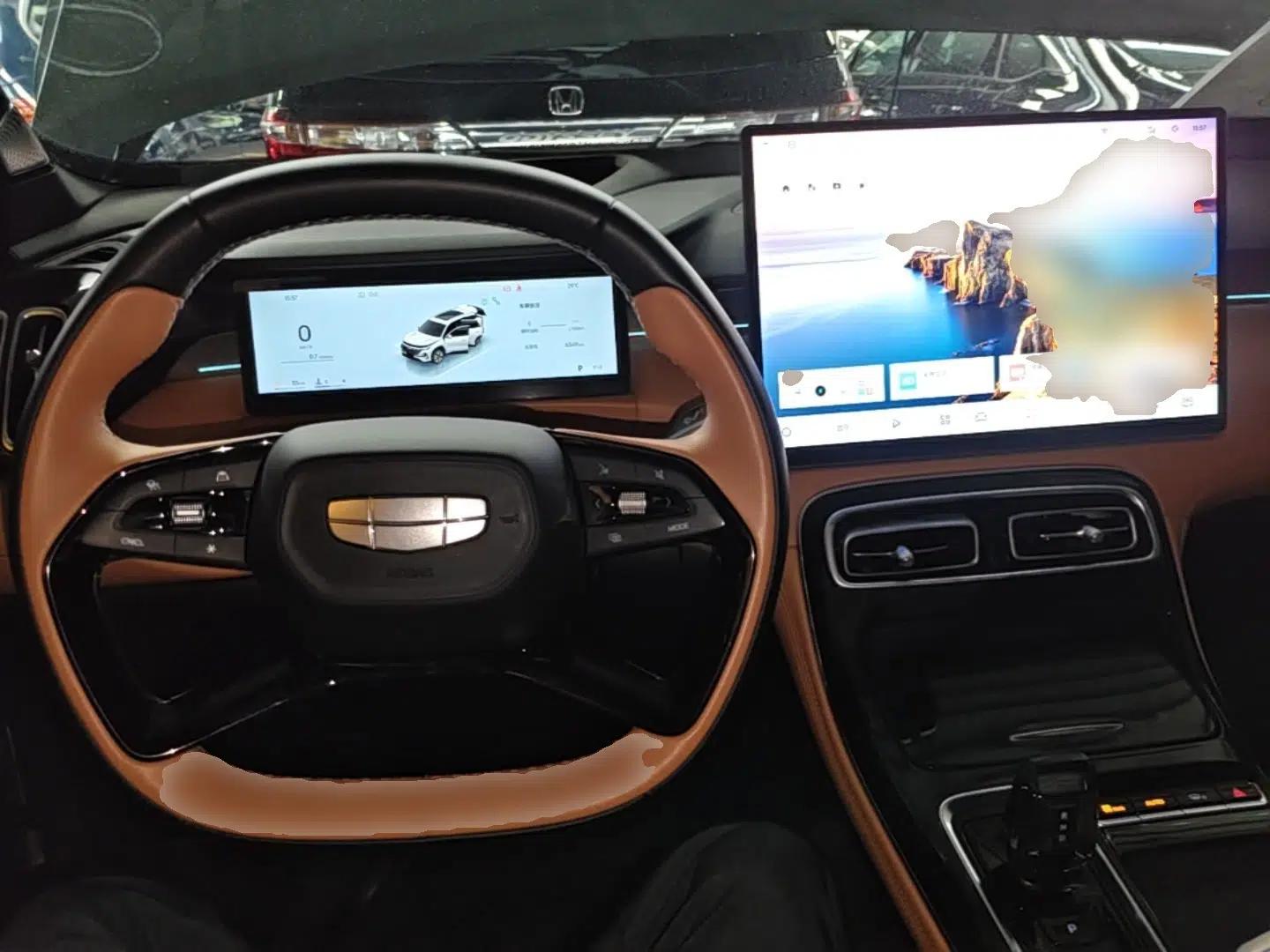 Geely Auto FX11 2025 4th Generation 1.5TD DCT Jinxiu — миниатюра 12