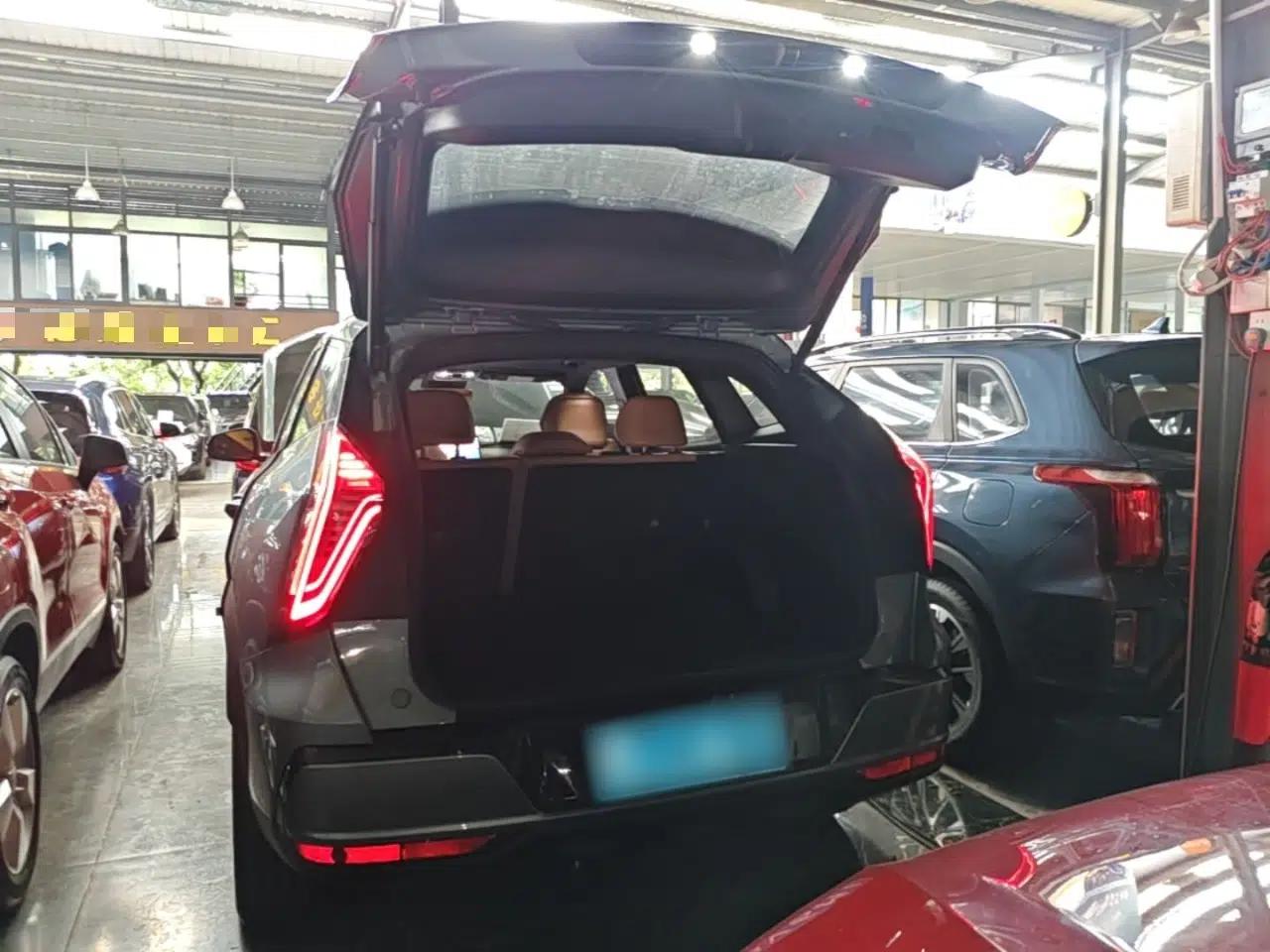 Geely Auto FX11 2025 4th Generation 1.5TD DCT Jinxiu — миниатюра 22