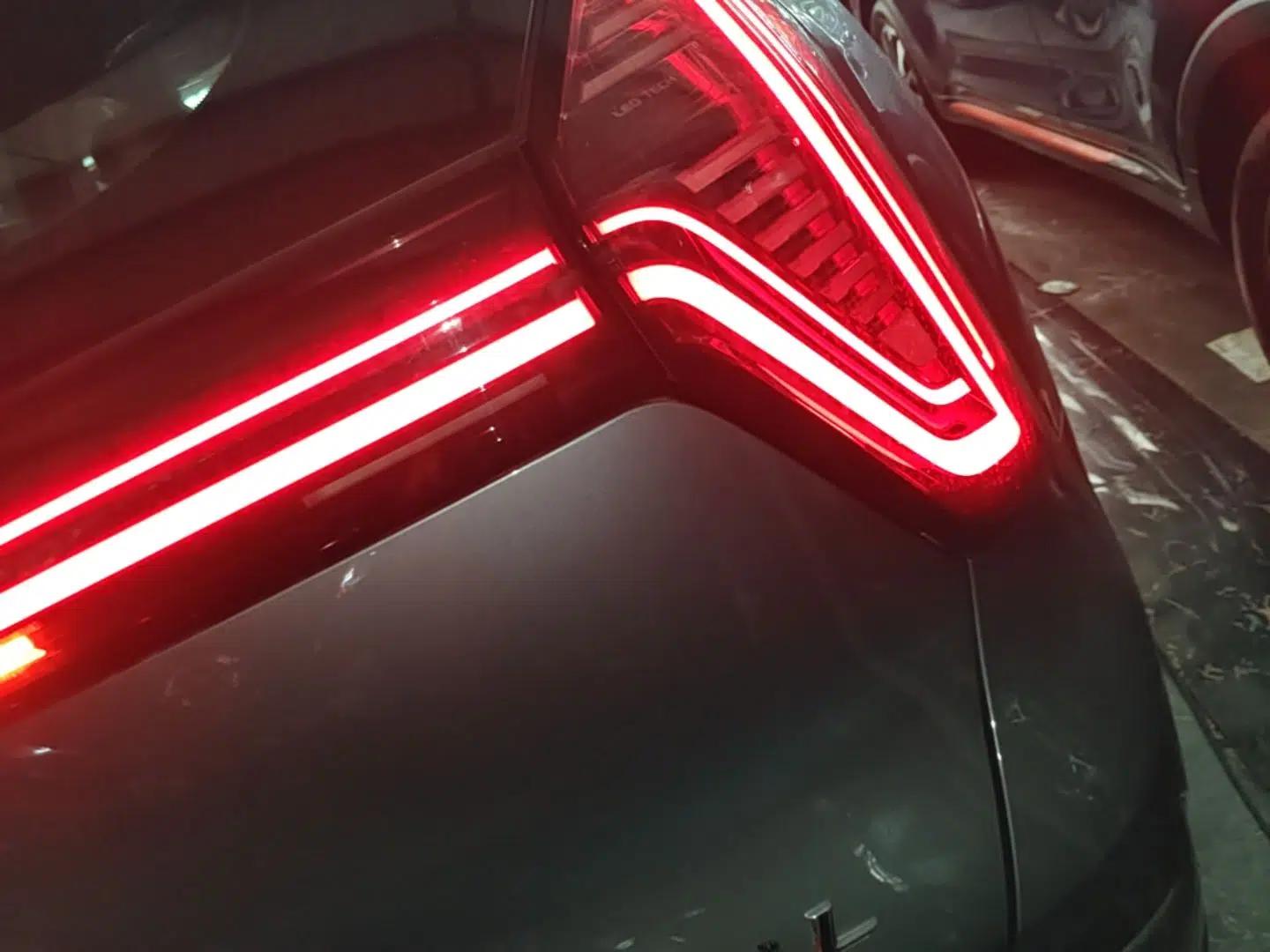 Geely Auto FX11 2025 4th Generation 1.5TD DCT Jinxiu — миниатюра 9