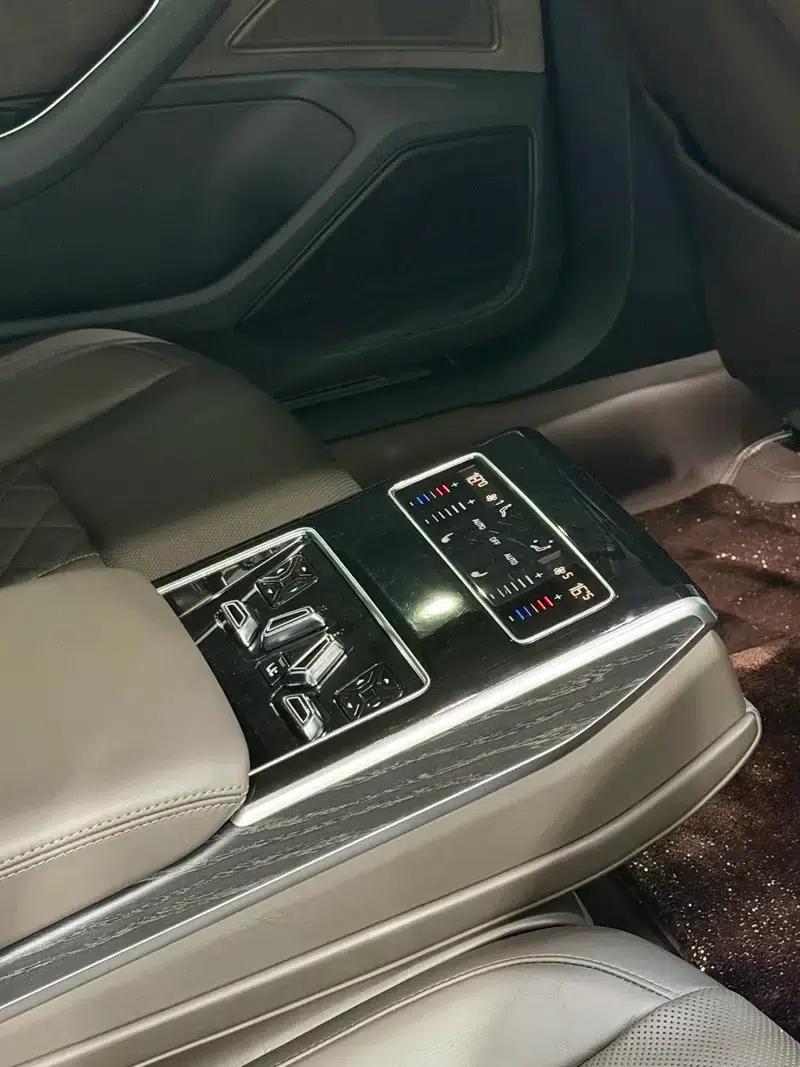 2021 Audi A8 A8L 50 TFSI quattro Comfort — миниатюра 8