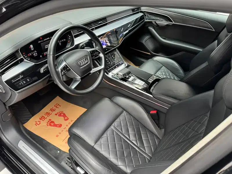 2021 Audi A8 A8L 50 TFSI quattro Comfort — миниатюра 7