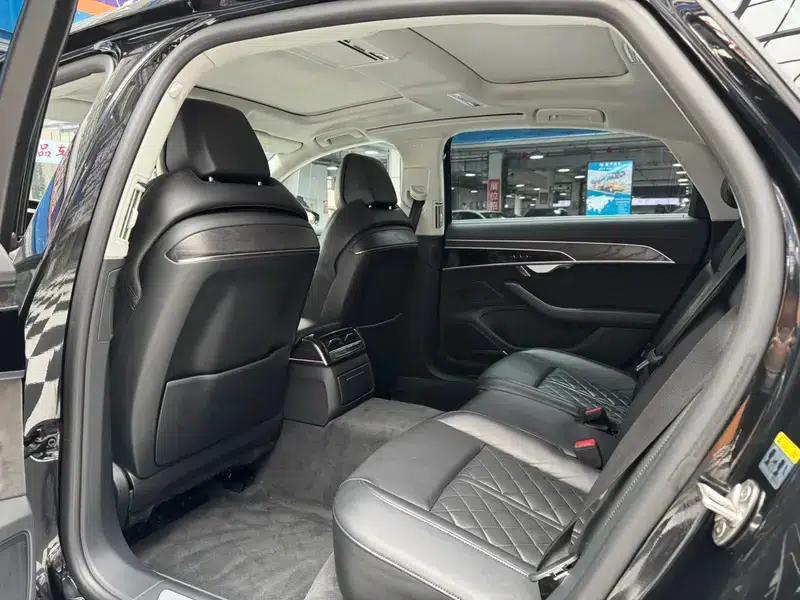 2021 Audi A8 A8L 50 TFSI quattro Comfort — миниатюра 9
