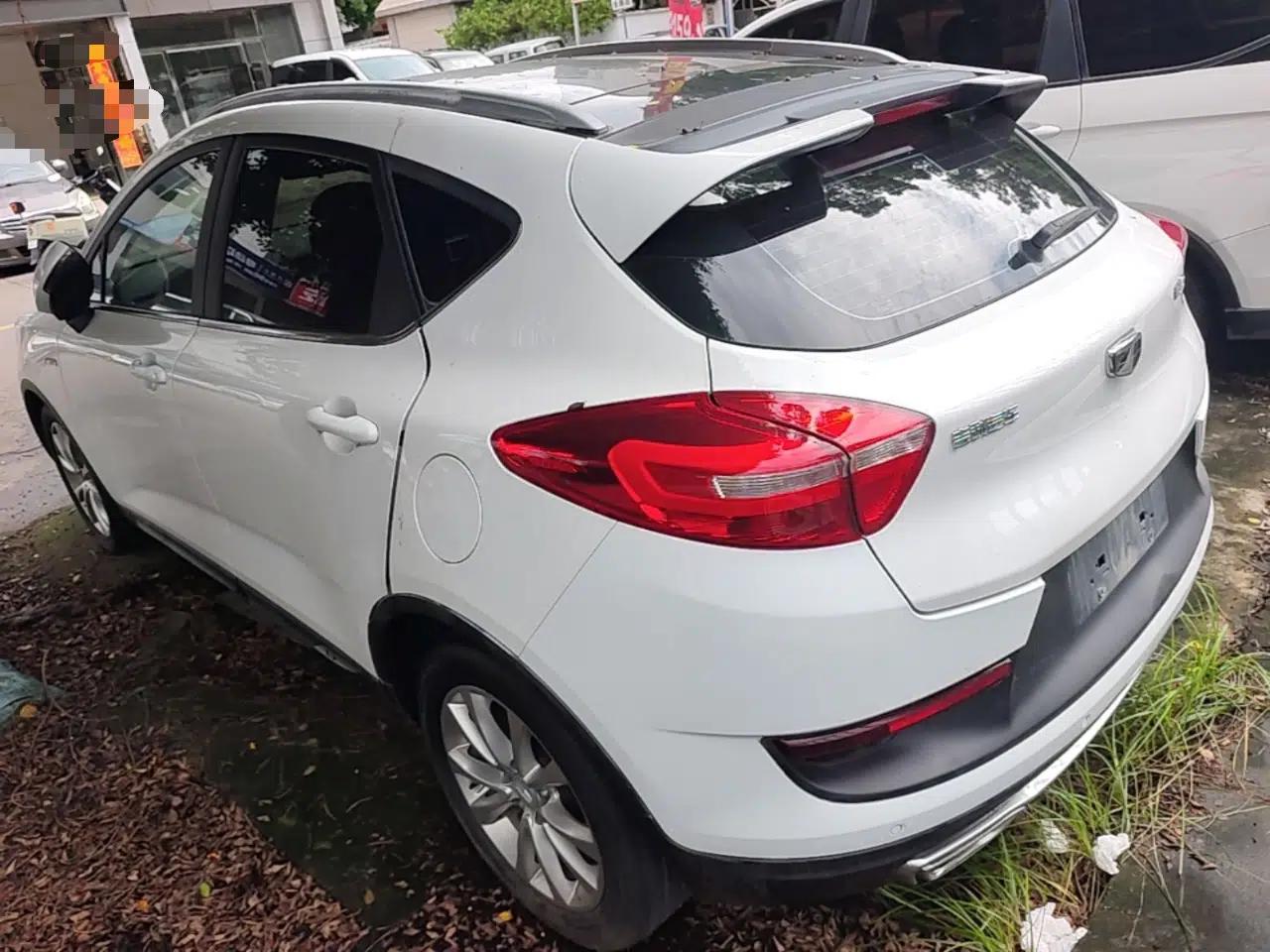 Geely Auto Emgrand GS 2016 Sport Edition 1.3T Manual LingShang Model — миниатюра 13