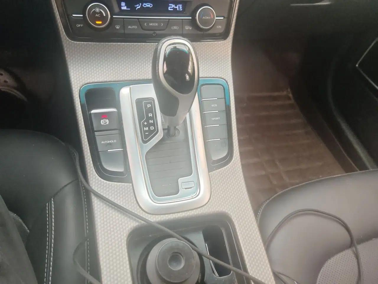 Geely Auto Emgrand GS 2017 Elegant Edition 1.3T Automatic Smart Connectivity Model — миниатюра 14