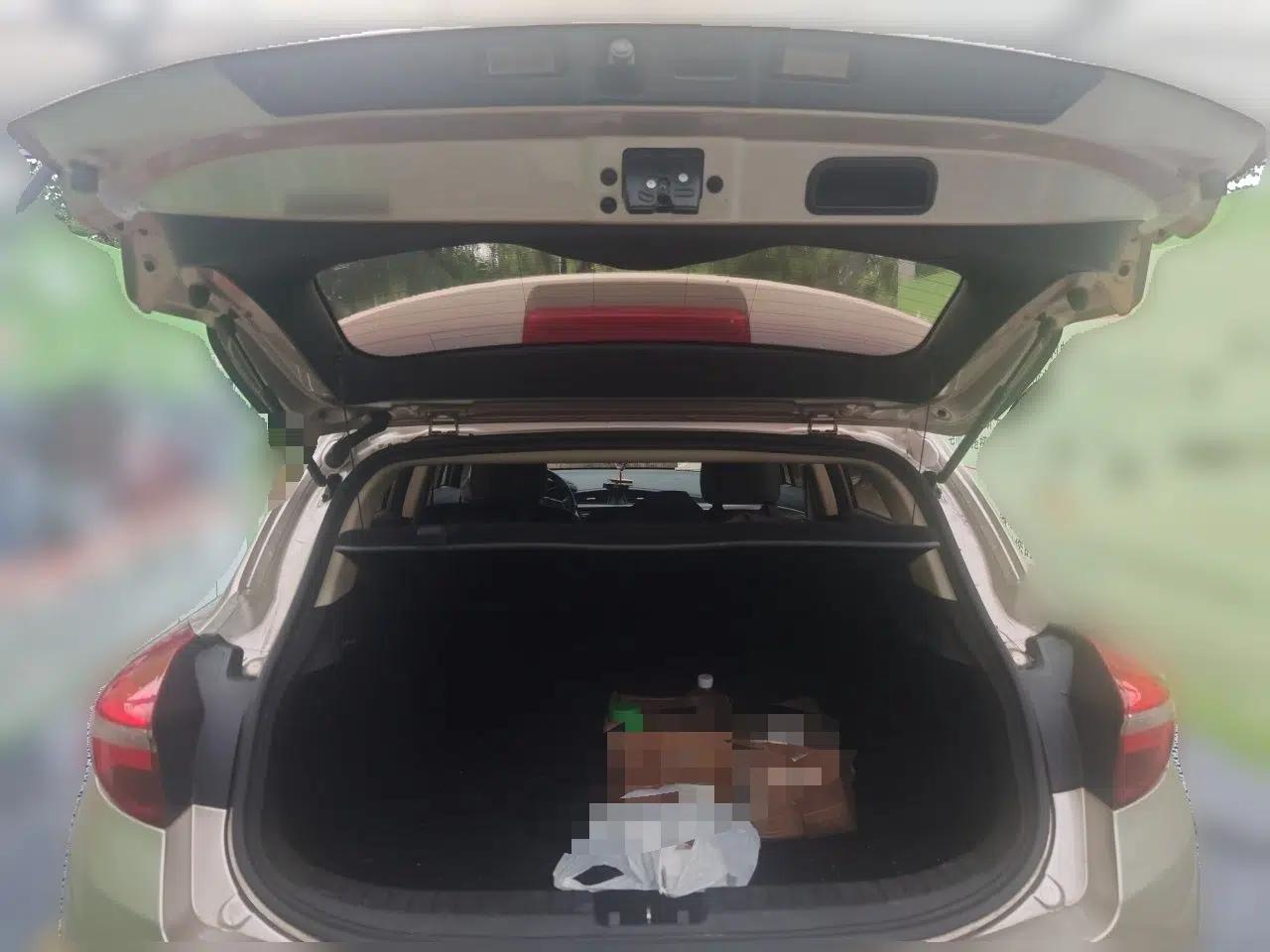 Geely Auto Emgrand GS 2017 Elegant Edition 1.3T Automatic Smart Connectivity Model — миниатюра 19
