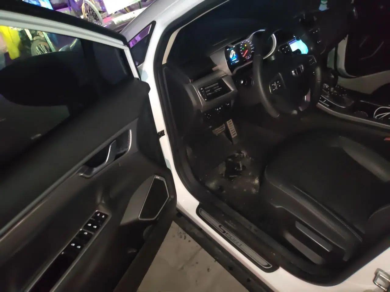 Geely Auto Emgrand GS 2016 Sport Edition 1.3T Automatic LingShang Model — миниатюра 16