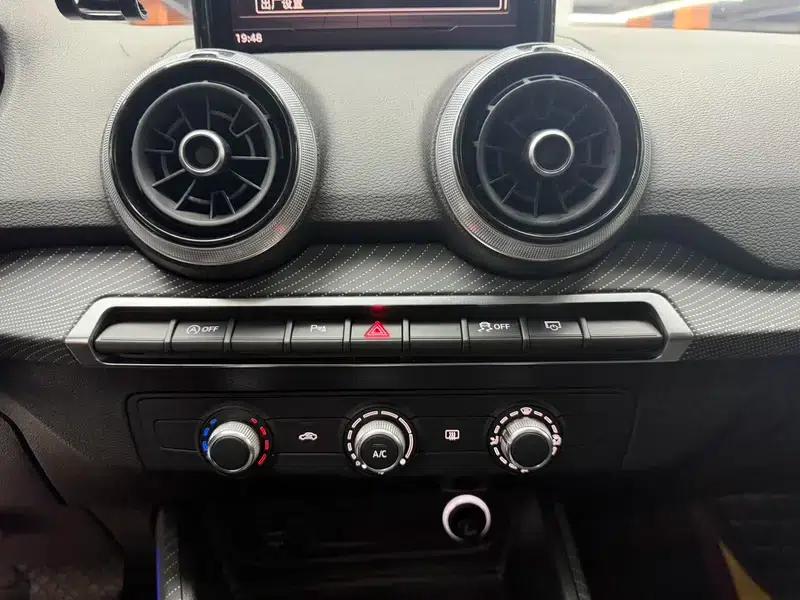 Audi Q2L 2022 35 TFSI Progressive Dynamic Edition — миниатюра 16
