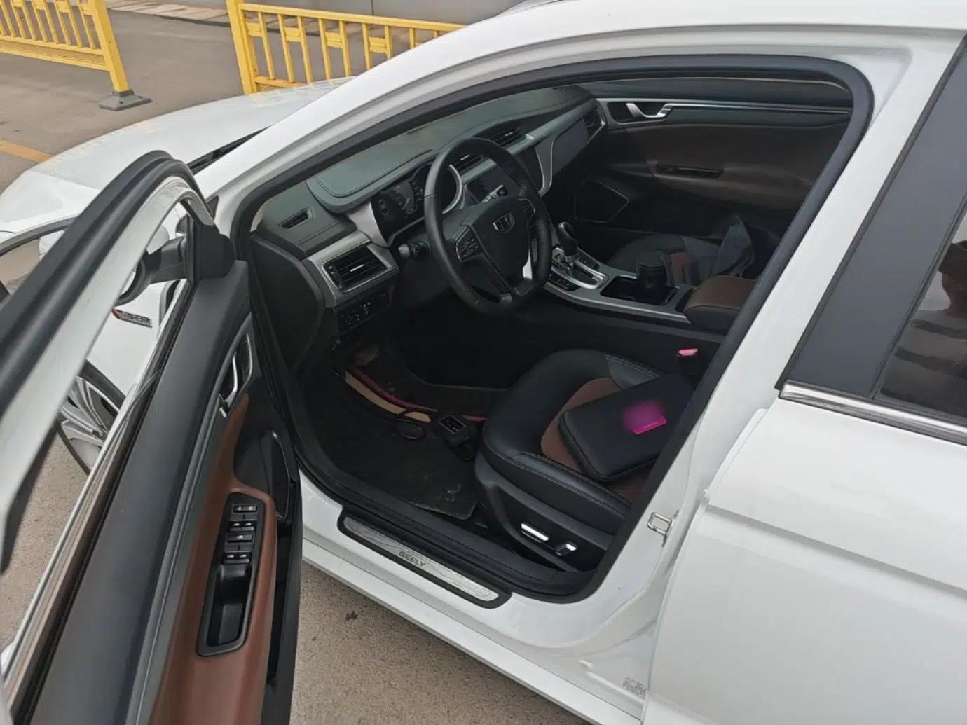 Geely Auto Emgrand GL 2018 1.4T DCT Prestige Smart Connectivity Version — миниатюра 18