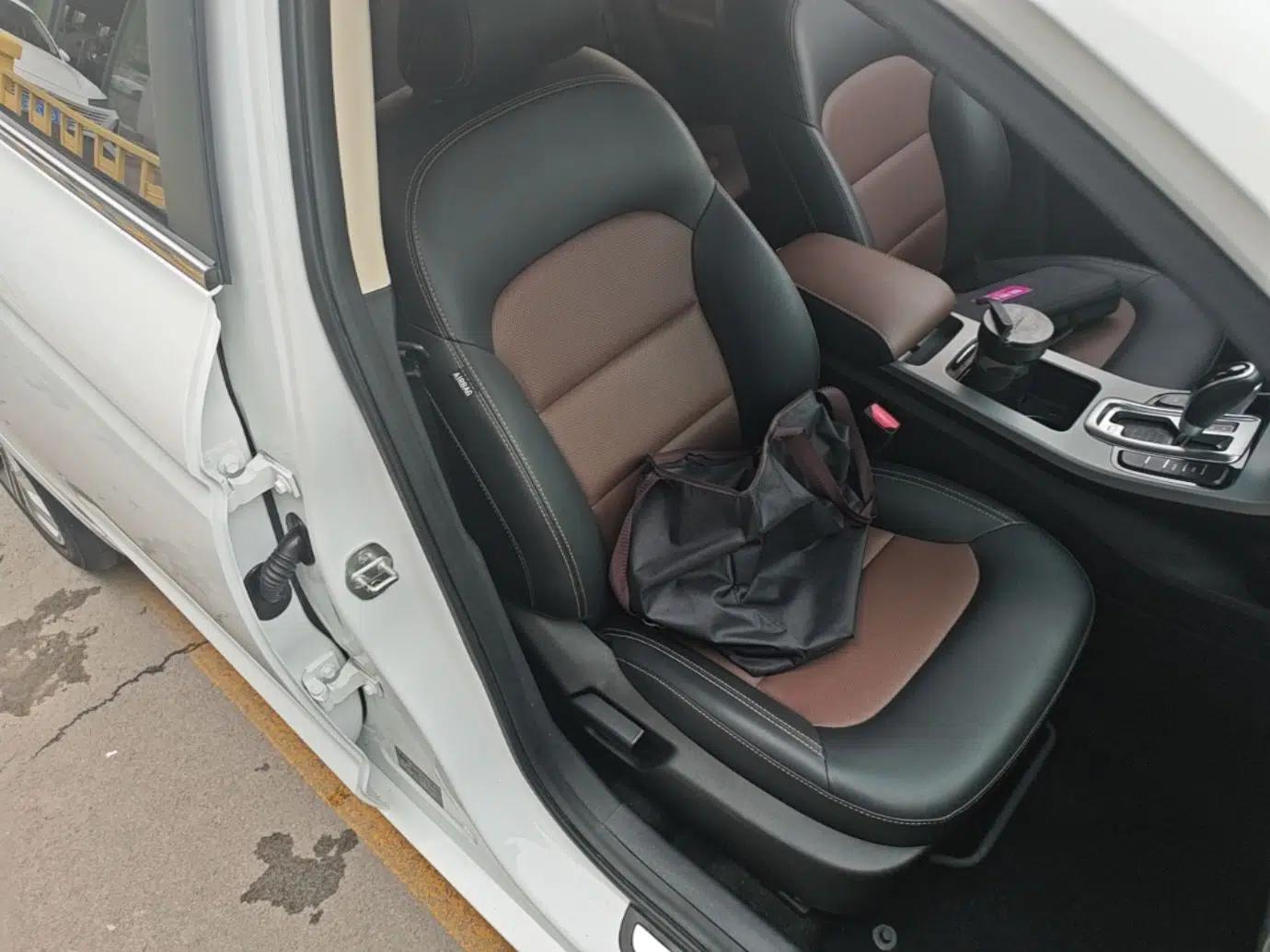 Geely Auto Emgrand GL 2018 1.4T DCT Prestige Smart Connectivity Version — миниатюра 19