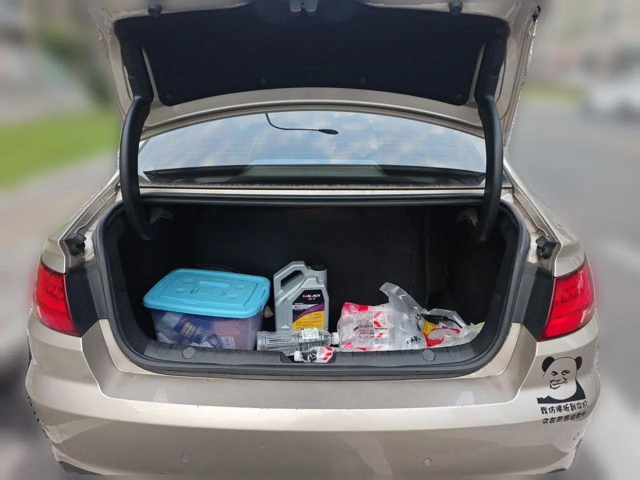 Geely Auto Emgrand GL 2018 1.8L DCT Elite Smart Connectivity Version — миниатюра 19